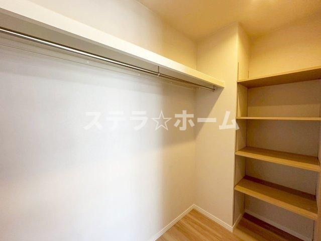 千里緑丘第壱七号棟の収納|便利な収納スペースです