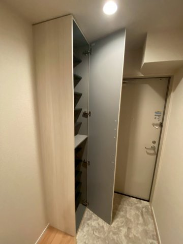【玄関】