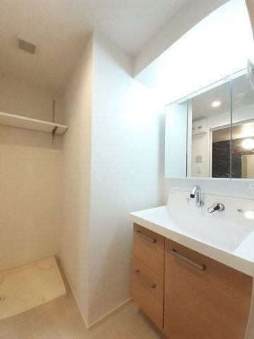 スアヴィス千葉の洗面所|広い洗面スペース