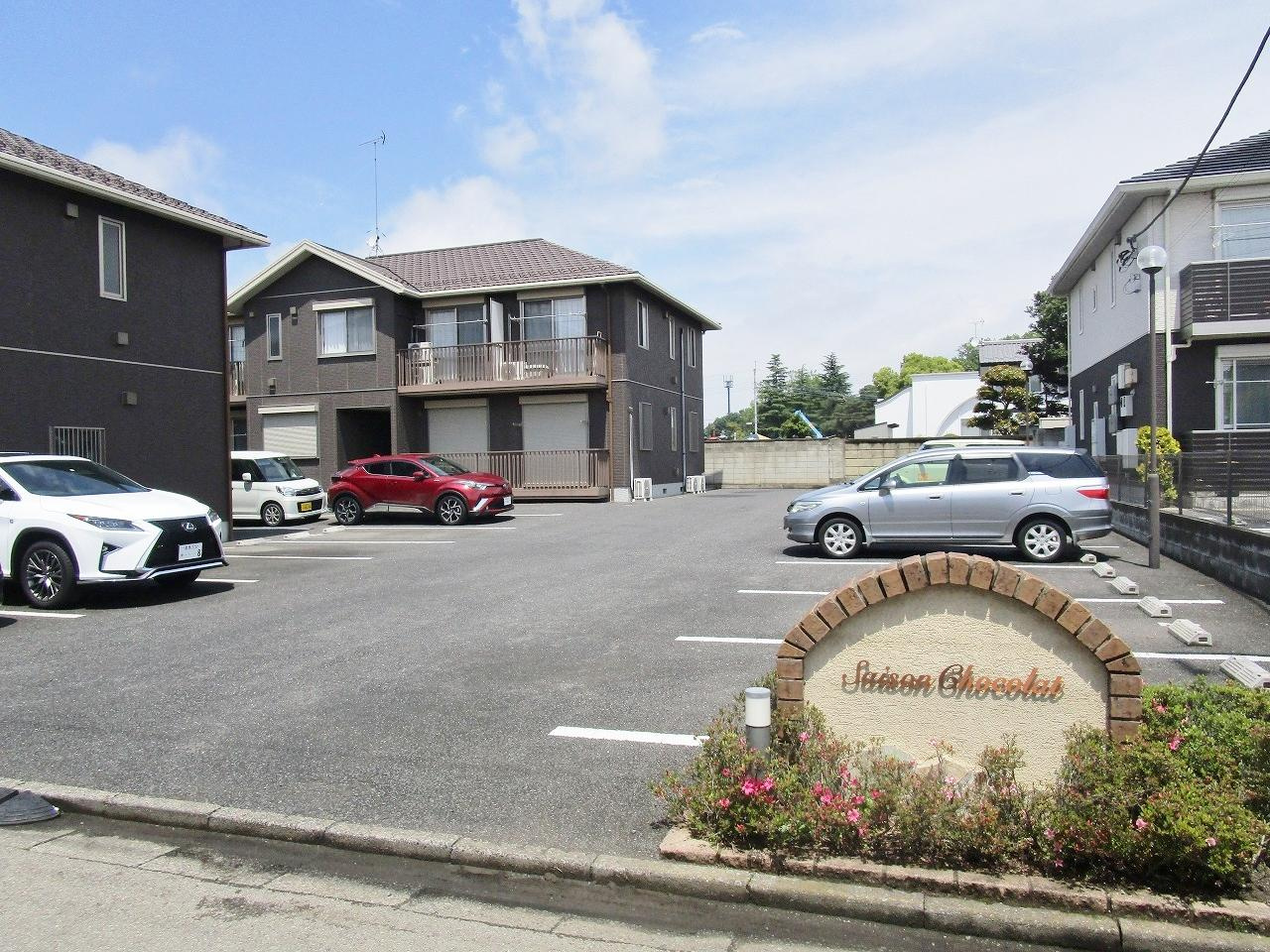 セゾンショコラＢ棟の駐車場
