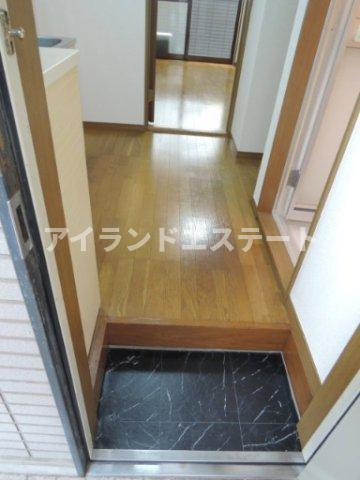 ドミトリ駒沢　バストイレ別　駅近　の玄関