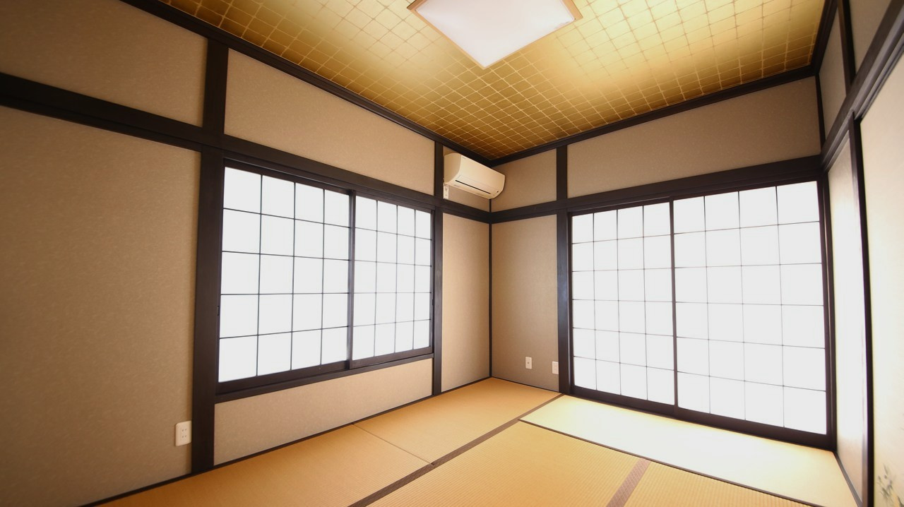 樋ノ口中古戸建の和室|天井クロスが素敵な和室です