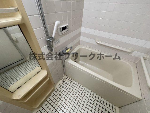 小金井市中町１丁目の賃貸マンションの浴室