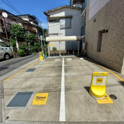 【駐車場】 | MON CHATON | 駐車場に車を止められます