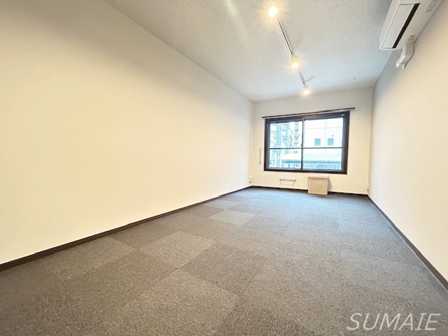 ラシクラス小岩駅前の居間・リビング|洋室です☆