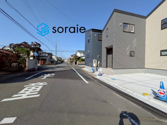 川越市かすみ野第3期　新築戸建全2棟　2号棟　リーブルガーデンの前面道路含む現地写真|2026/5/15撮影
