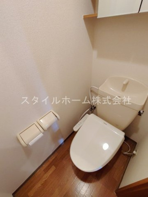 【トイレ】 | ロイヤルヒルズ上野 | イメージ写真です。