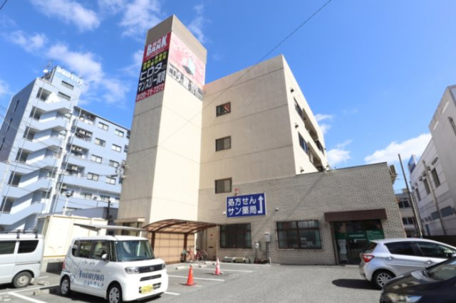 イースト33神宮前