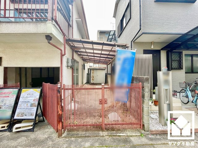 宇治市伊勢田町南遊田の駐車場