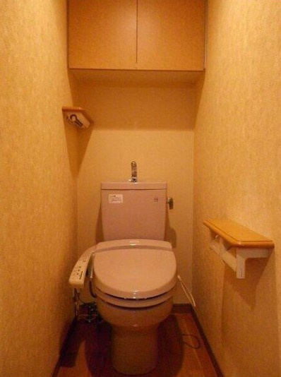 ルーブル中野坂上弐番館のトイレ