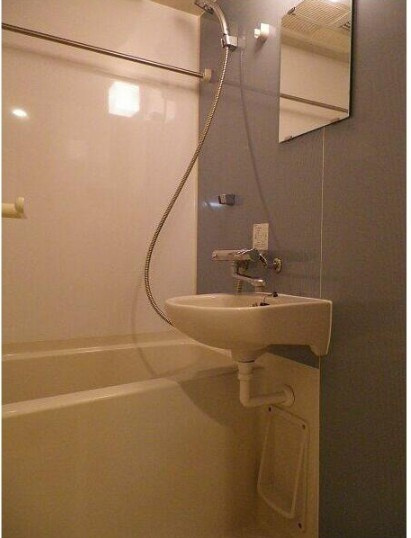 ルーブル中野坂上弐番館の浴室