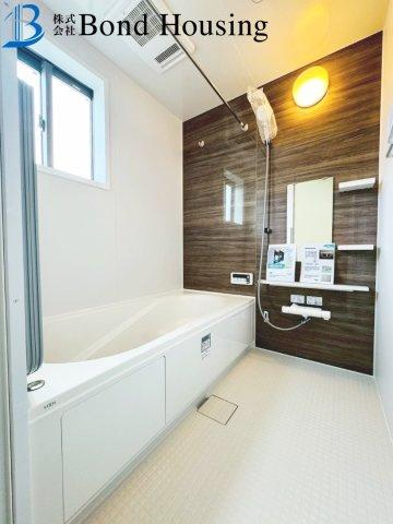 ４LDK・南西角地・LDK広々１９帖・山手　限定１棟の浴室
