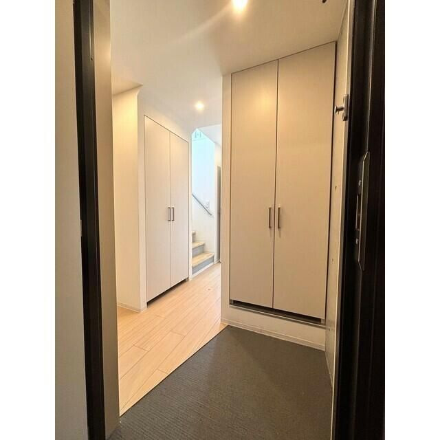 FARE御徒町の玄関