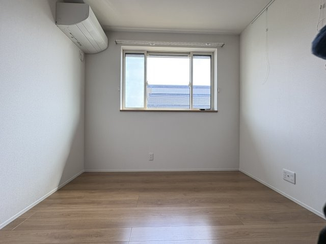 【洋室】 | 涼風町貸家 | きれいな洋室です