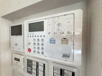 【セキュリティ】 | 涼風町貸家 | ホームセキュリティが付いています