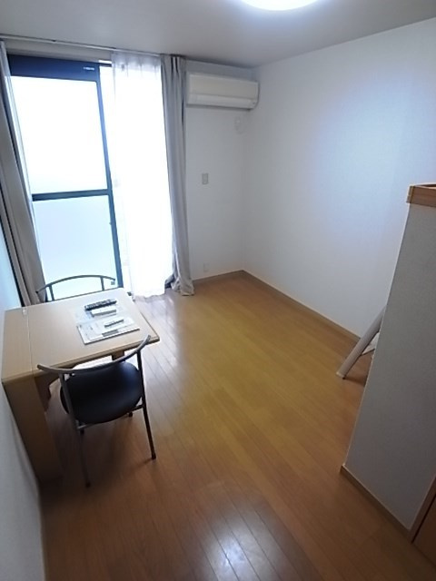 レオパレスドゥジェーム鳴尾