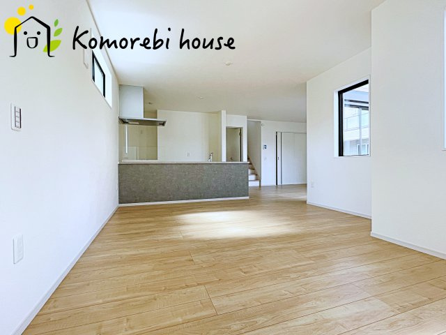 上尾市二ツ宮　8期　新築一戸建て　グレース　01の居間・リビング|26.4.18　撮影済み