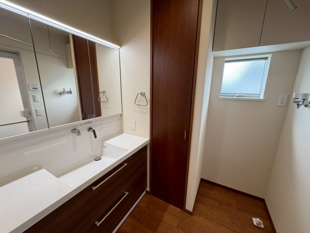 グリシーヌ横浜の洗面所