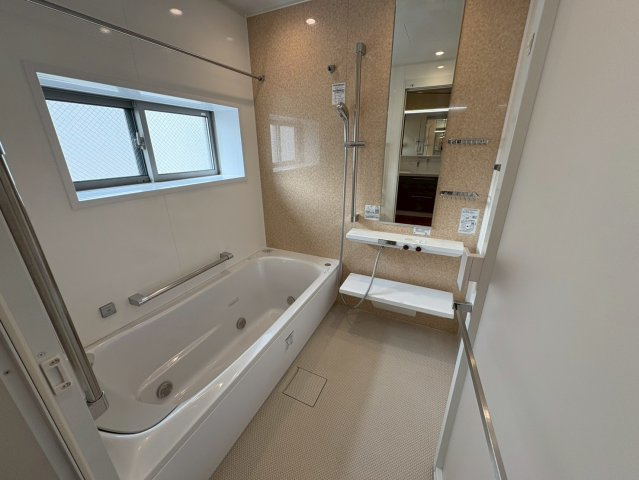 グリシーヌ横浜の浴室