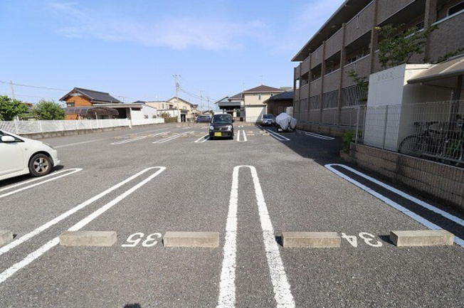 【駐車場】 | メゾンベール