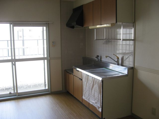 谷上ハイツのキッチン