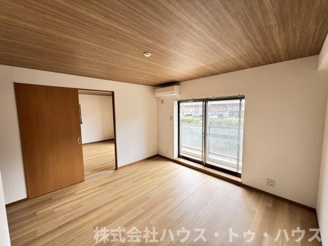 グランド・カオルⅠの居間・リビング