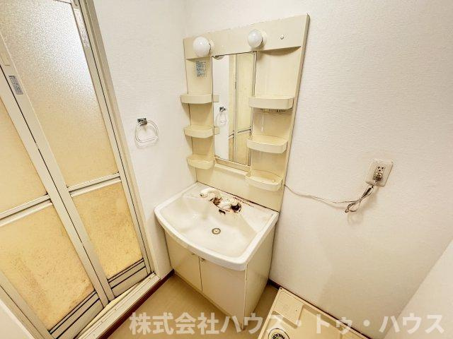 グランド・カオルⅠの洗面所