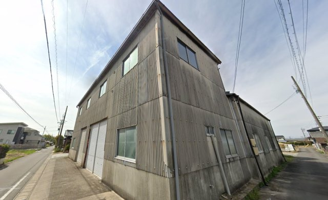 一宮市萩原町串作倉庫の外観