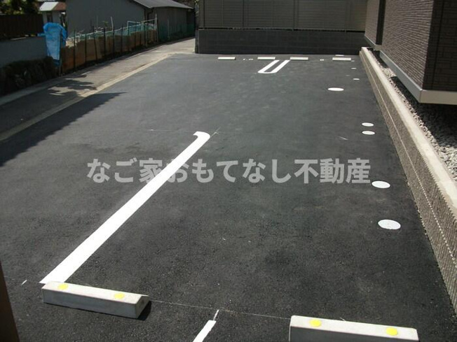 【駐車場】 | コゥジィーコート（北名古屋市）