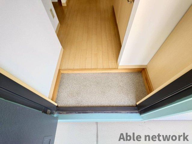 シャーメゾン賀の玄関