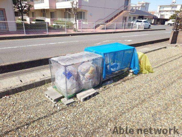 シャーメゾン賀のその他|敷地内ゴミ置き場