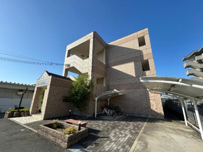 【エントランス】 | ライツ南曽根 | 外観写真（昼）