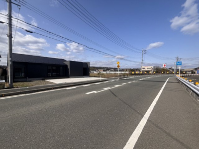 【前面道路含む現地写真】 | 高島市新旭町1293-13　モデルハウス | 前面道路からの眺望