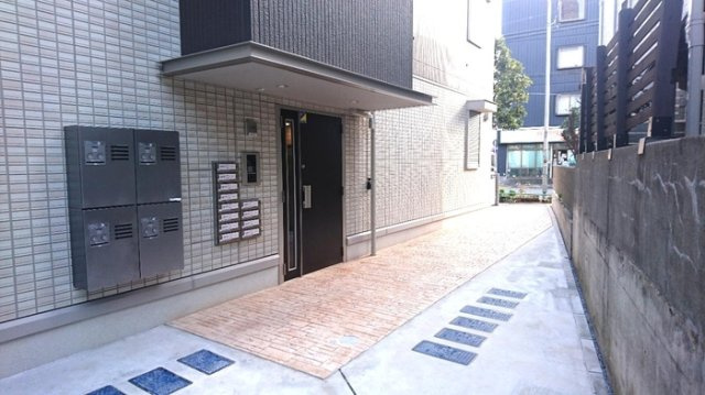 カナミオンのエントランス