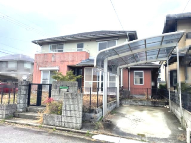 高島市今津町下弘部中古戸建の外観|改装前の写真です。