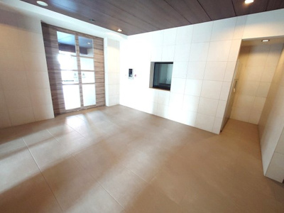 【エントランス】 | アーティックス門司コートレゾルテ（C-9）