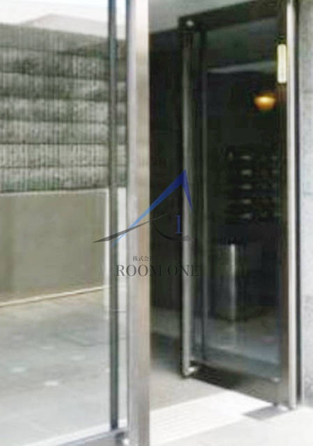 ルーブル中野坂上弐番館のエントランス|エントランスです。