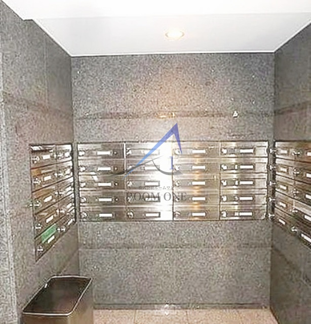 ルーブル中野坂上弐番館のその他共用部分|集合ポストです。