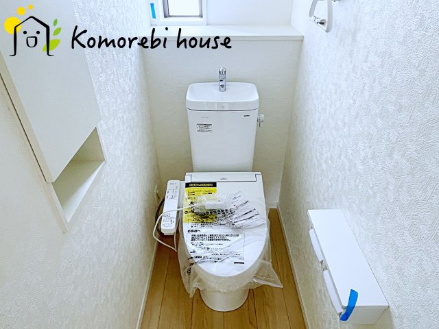 上尾市領家　第2　新築一戸建て　クレイドルガーデン　09のトイレ|コンパクトで使いやすいトイレです