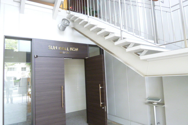 ＳＵＮ　ＭＡＬＬ　ＫＯＨのエントランス