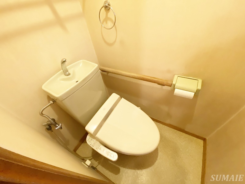 東尾久5丁目戸建て10のトイレ|1階のトイレです☆