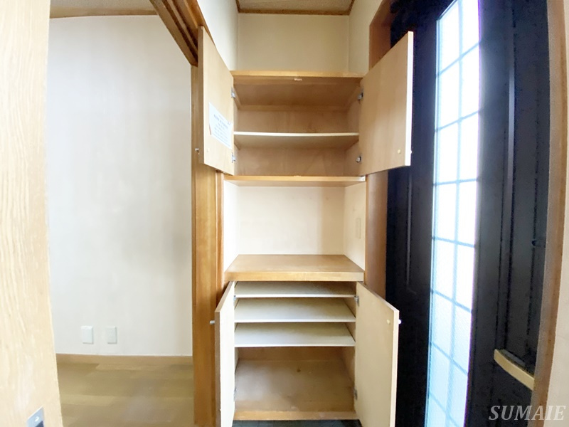 東尾久5丁目戸建て10の収納|シューズボックスです☆