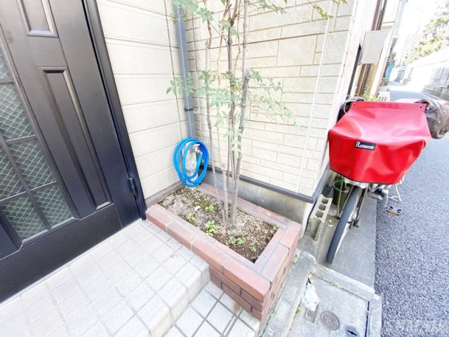 東尾久5丁目戸建て10のその他|植栽です☆