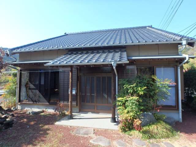 河津町沢田倉庫付貸家