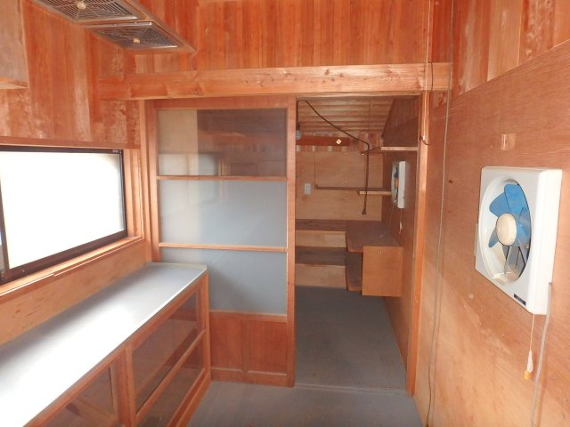 K0187R　河津町沢田倉庫付貸家の収納