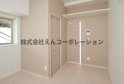 【居間・リビング】 | エンクレスト祇園 | 居間です
