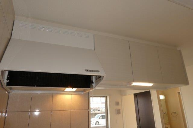 ディアコートのキッチン|キッチン上収納