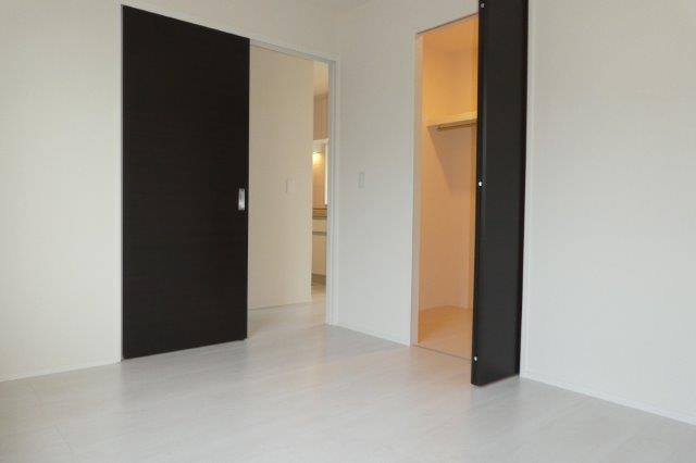 ディアコートの洋室