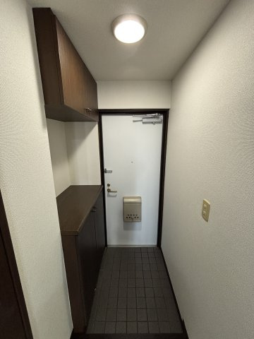 センチュリー武里の玄関
