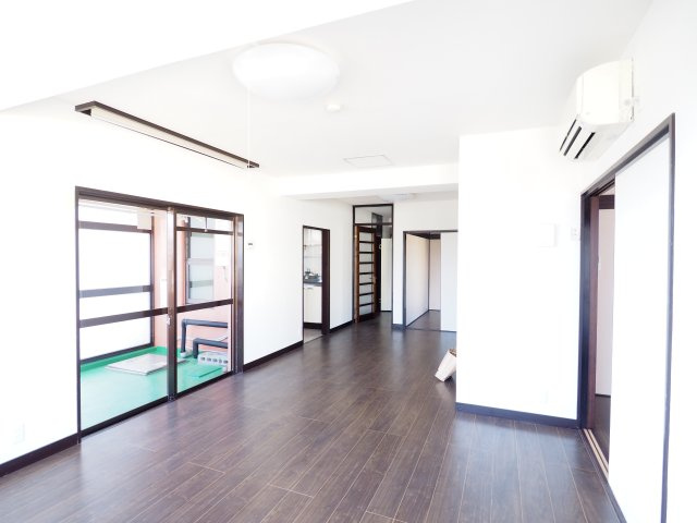 【居間・リビング】 | サンプラザ福島